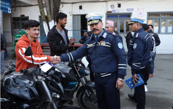 हराएका २७ ओटा दुई पाङग्रे सवारीसाधन धनीलाई जिम्मा, सुरक्षा साइरन जडान गर्न प्रहरीको अनुरोध