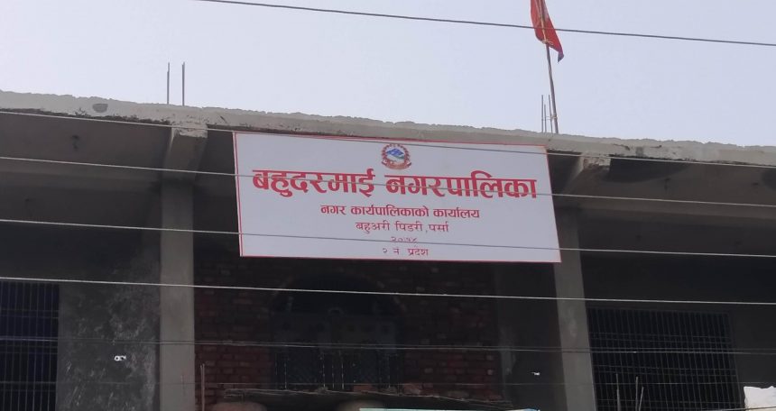 कर्मचारी तथा जनप्रतिनिधि साउन महिनादेखि तलबभत्ता सुविधाबाट वञ्चित